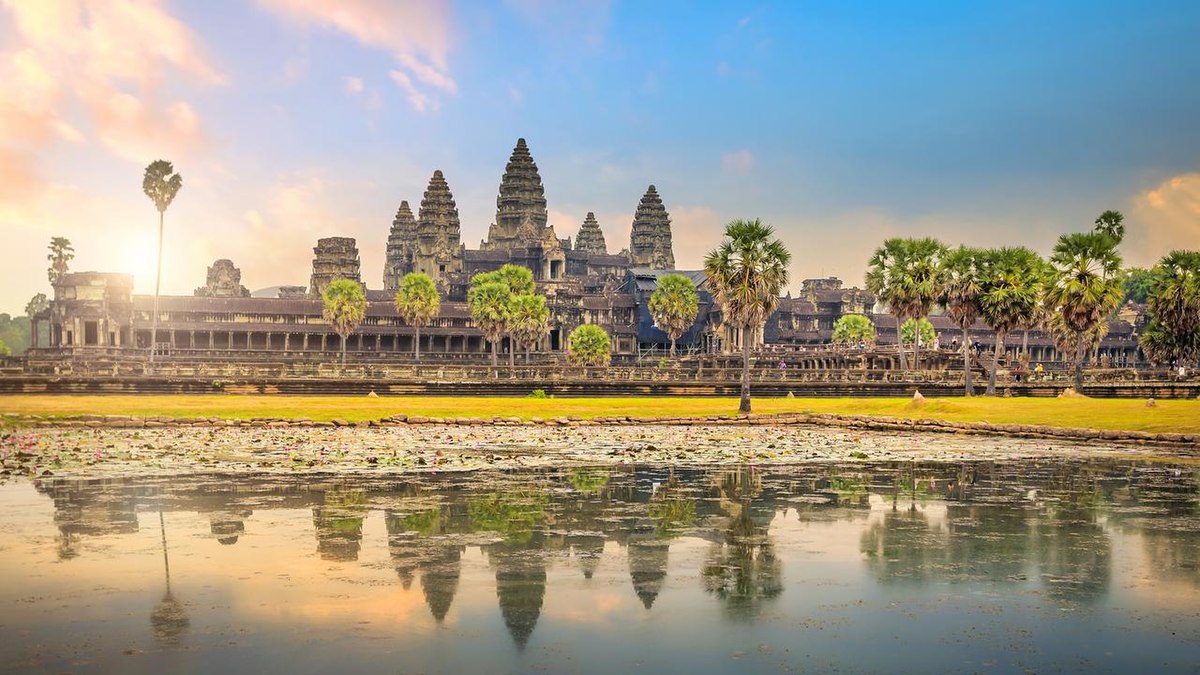 Angkor Wat: Storia, Architettura e Segreti del Tempio Più Iconico della Cambogia
