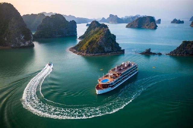 Crociera nella Baia di Ha Long: Guida Completa per Scegliere la Migliore