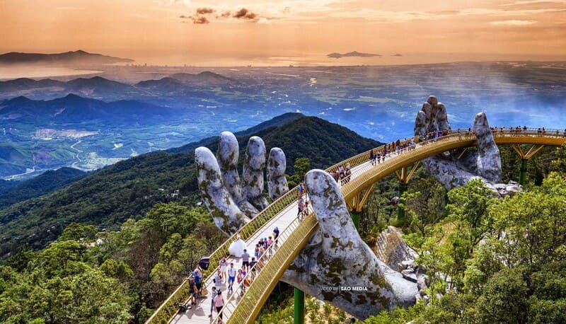 Golden Bridge Da Nang