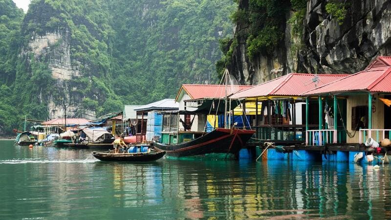 Villaggio di Cua Van ad Ha Long