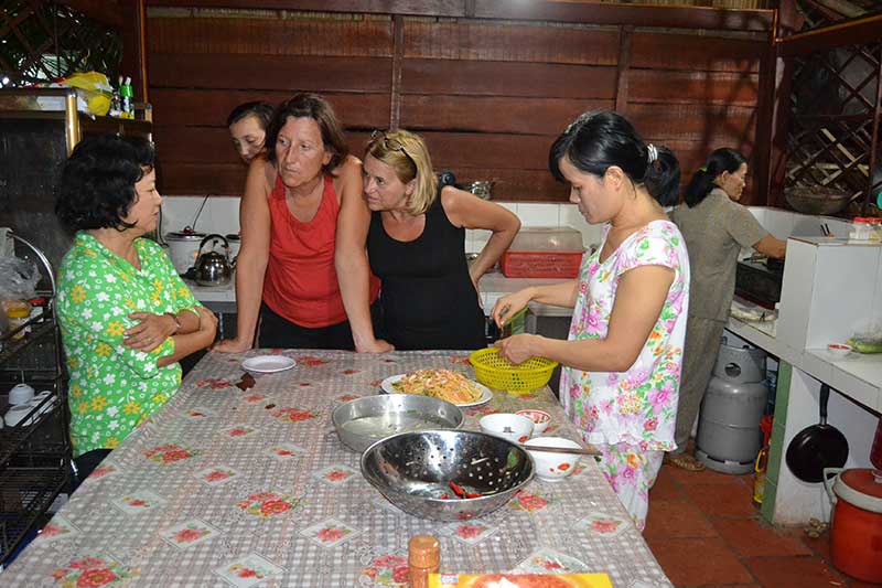 Cucinare con i locali