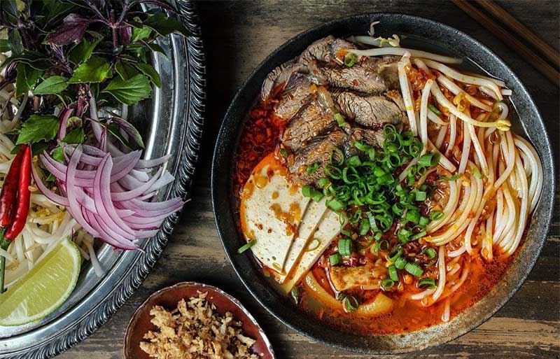 Bún bò Huế