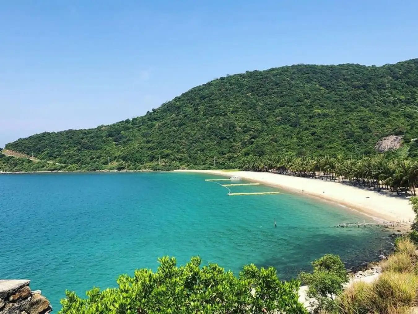 La bellezza tranquilla della spiaggia di An Bang