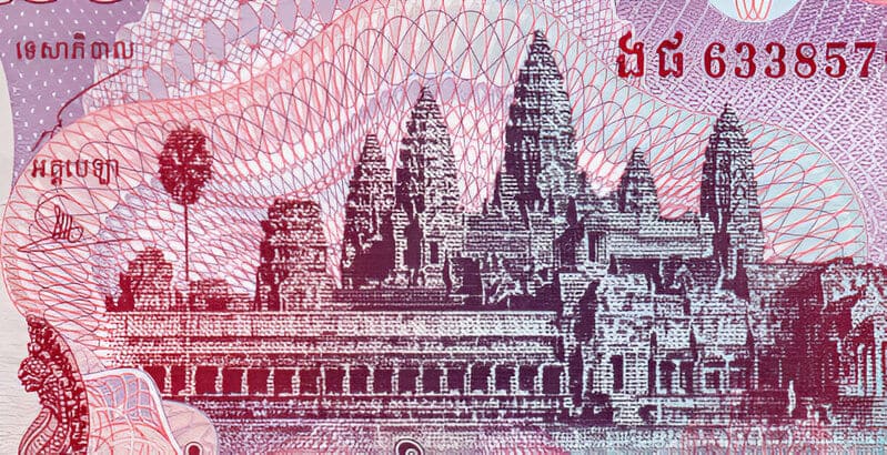 Le cinque torri caratteristiche compaiono sulle banconote del riel cambogiano