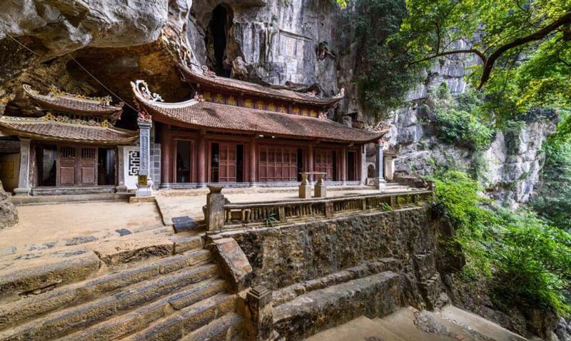 pagoda di bich dong