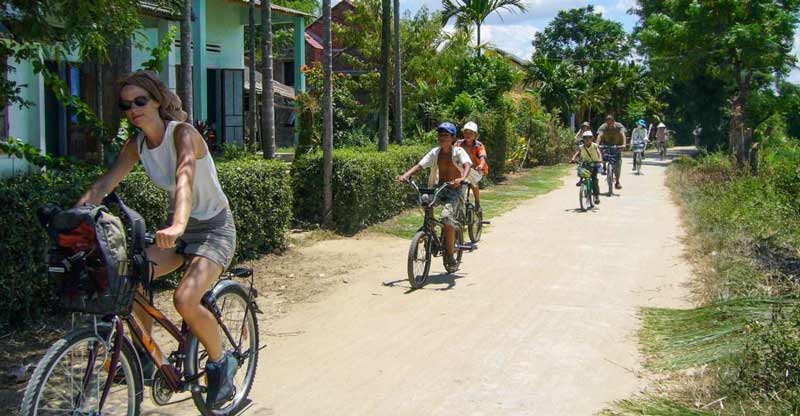 In bici alla scoperta del villaggio di Cam Thanh