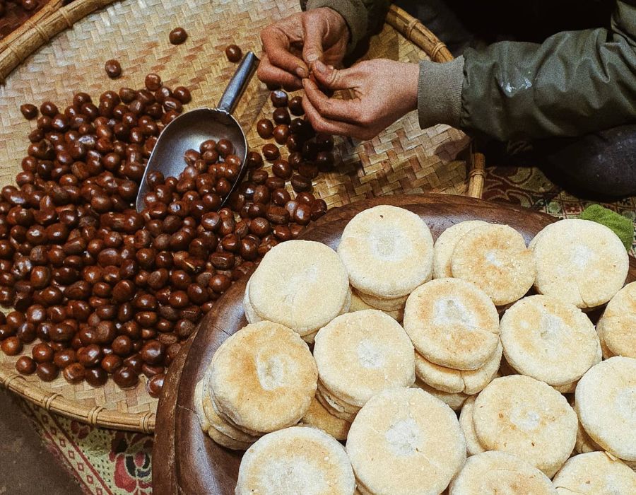 Chestnut cake
