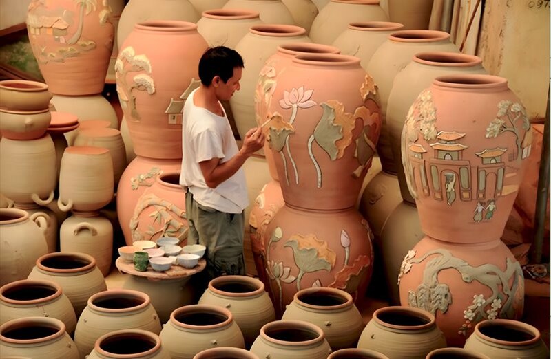 Artigiani della ceramica al villaggio di Bat Trang