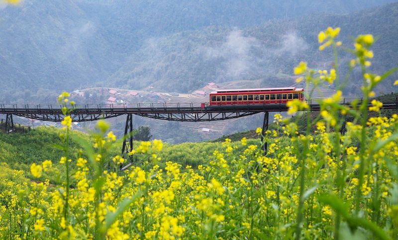 Funicolare di montagna nella valle di Muong Hoa