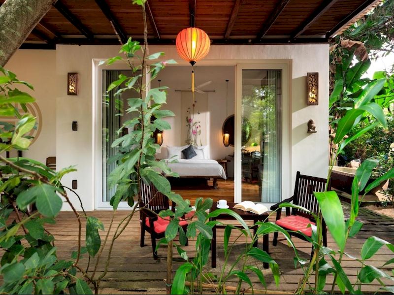 Una camera con un giardino da sogno all'Aira Boutique Hoi An hotel