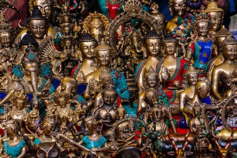 statues Thai