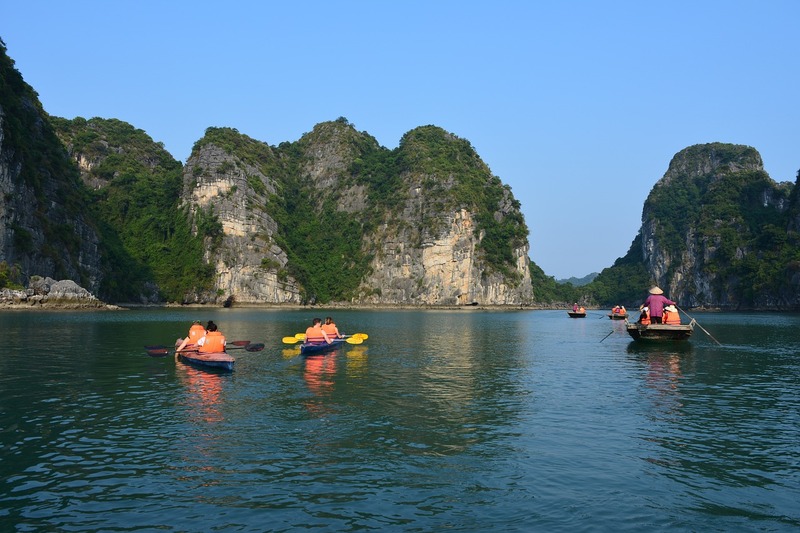 Kayak nella Baia di Halong