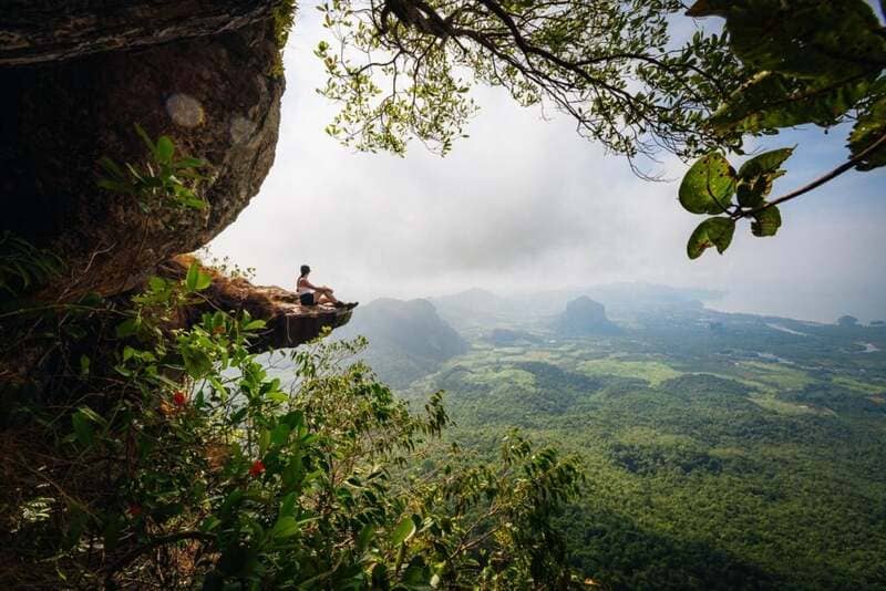 Vista panoramica dalla cima del Dragon Crest Mountain (Tab Kak Hang Nak Hill)