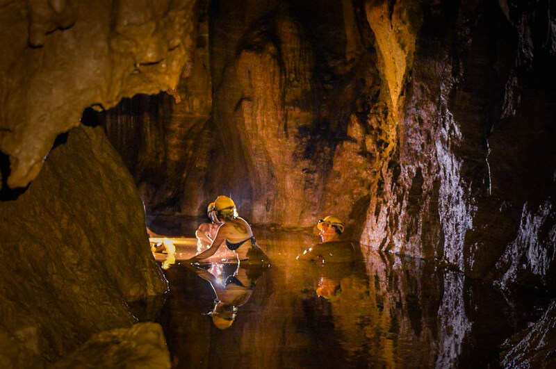 Grotta di Mo Luong