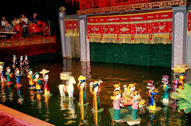 palcoscenico marionette sull'acqua vietnam
