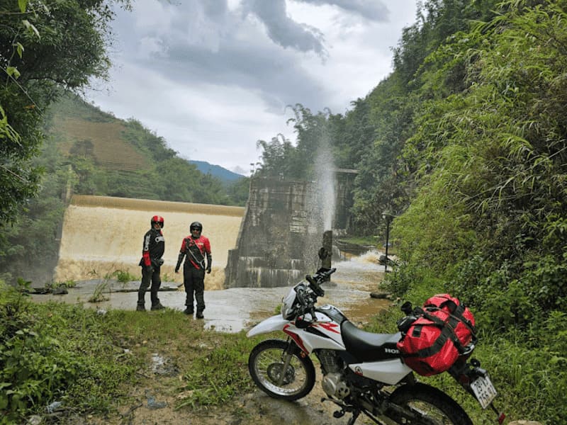 Diga di Y Linh Ho