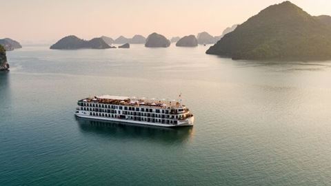 Indochine Cruise - Baia di Halong 