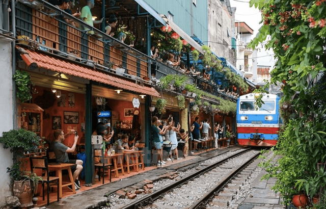 Hanoi – Esplorazione Approfondita della Capitale