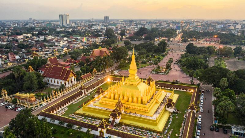 Stupa dorati e ricchezza culturale in Laos