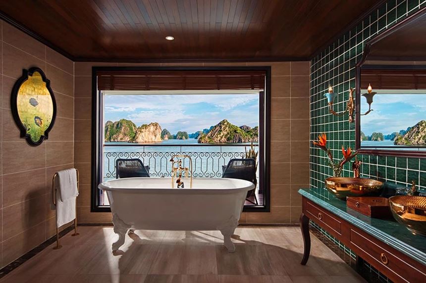 Bagno a bordo di una barca
