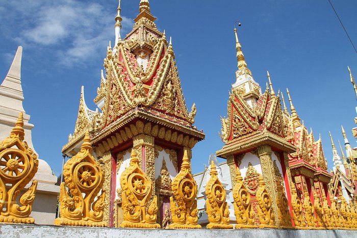 Templi maestosi e paesaggi tranquilli in Laos