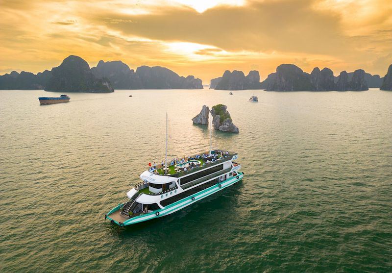 Puoi provare una crociera nella baia di Halong