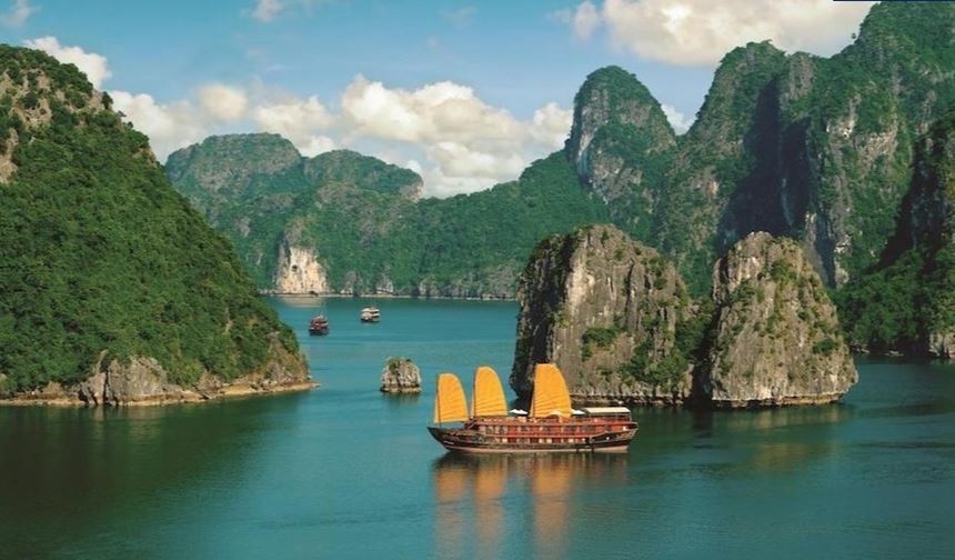 Lo spettacolare panorama della Baia di Ha Long